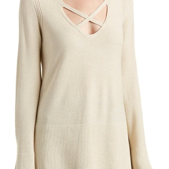 Free People Cream Cross Over Tunic Sweater Size Small - Picture 1 of 9